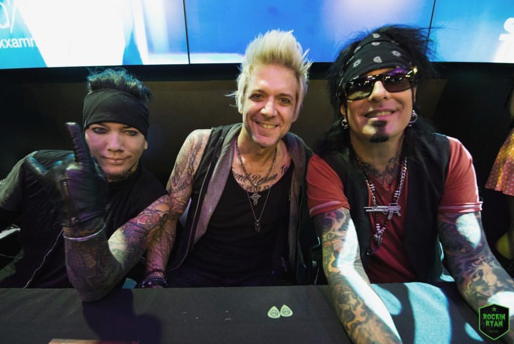 SIXXAMNAMM